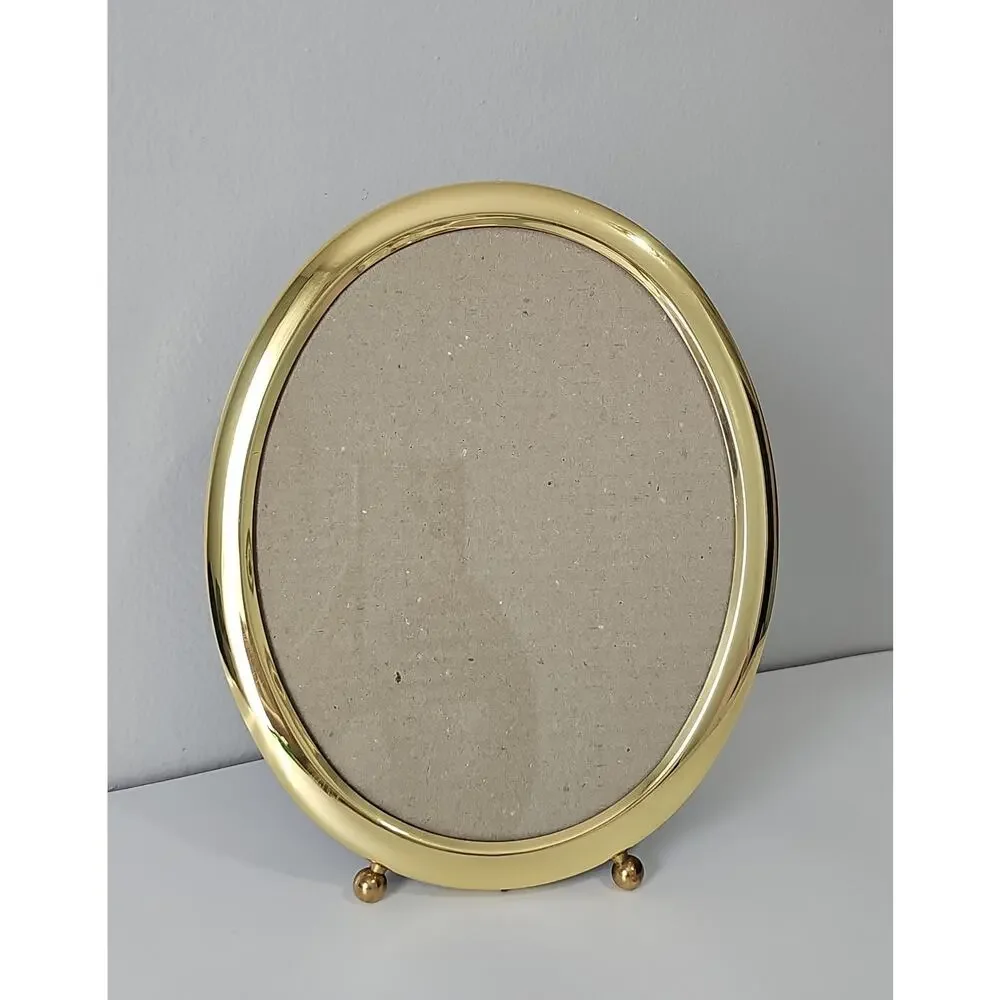 Vintage Large Oval Brass Footed Photo Picture Frame 11 x 9 Pin Closure